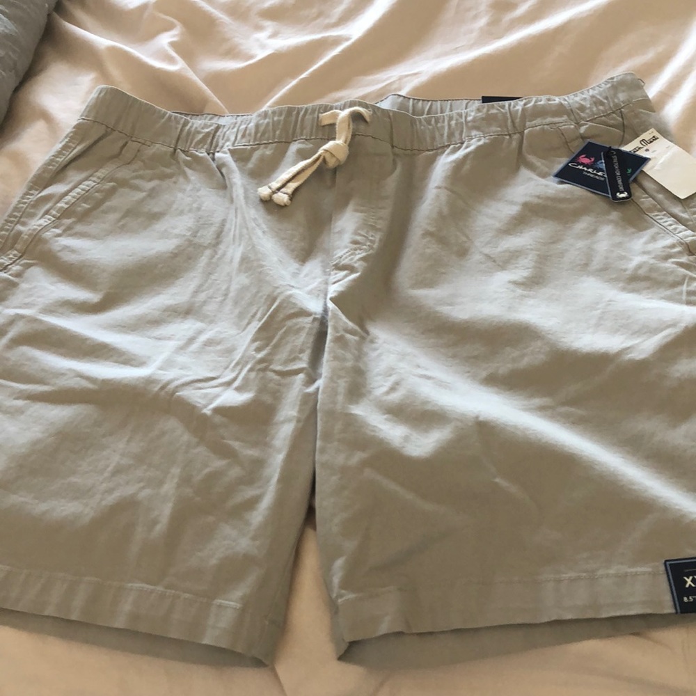 Charleston Threads shorts